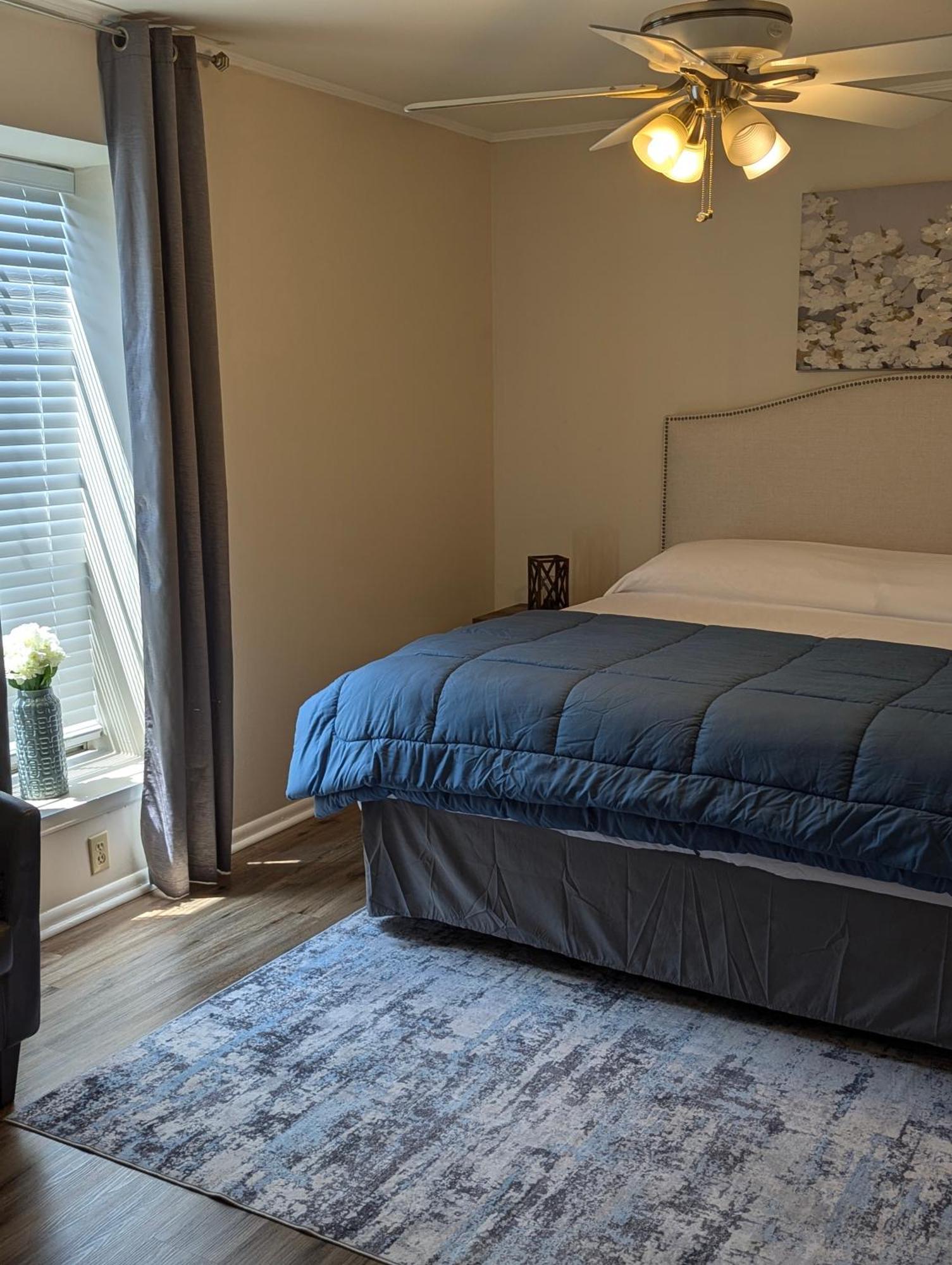 The Comfort Zone Apartment Baton Rouge Bagian luar foto